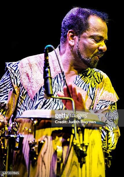 Bonga (musician) .